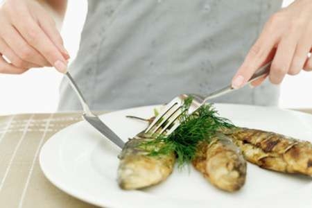 女性經常吃魚可防乳腺癌 盤點4大好處