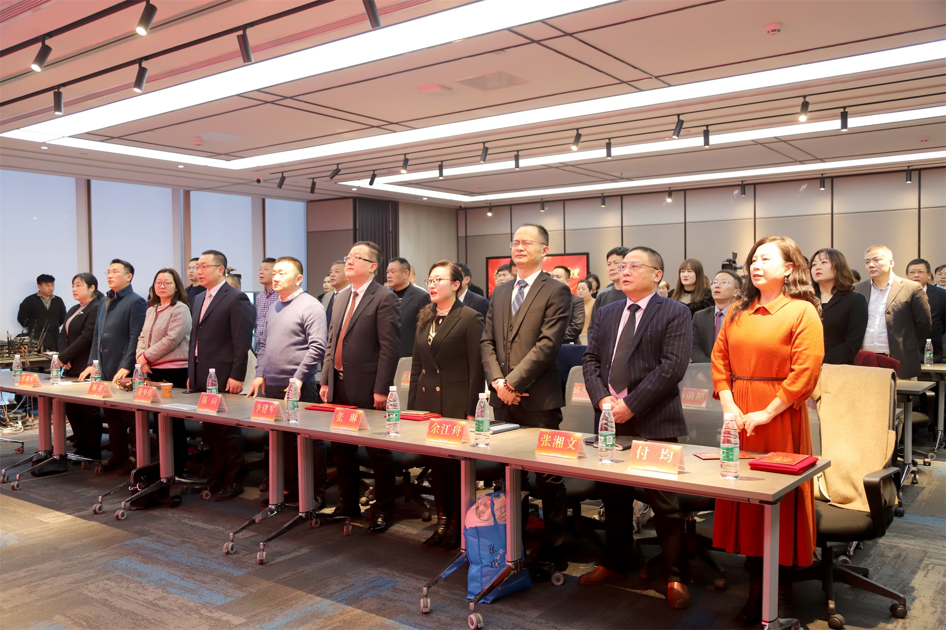 攜手贏牛年，同心創輝煌｜東信醫藥隆重舉行2020年度總結表彰大會